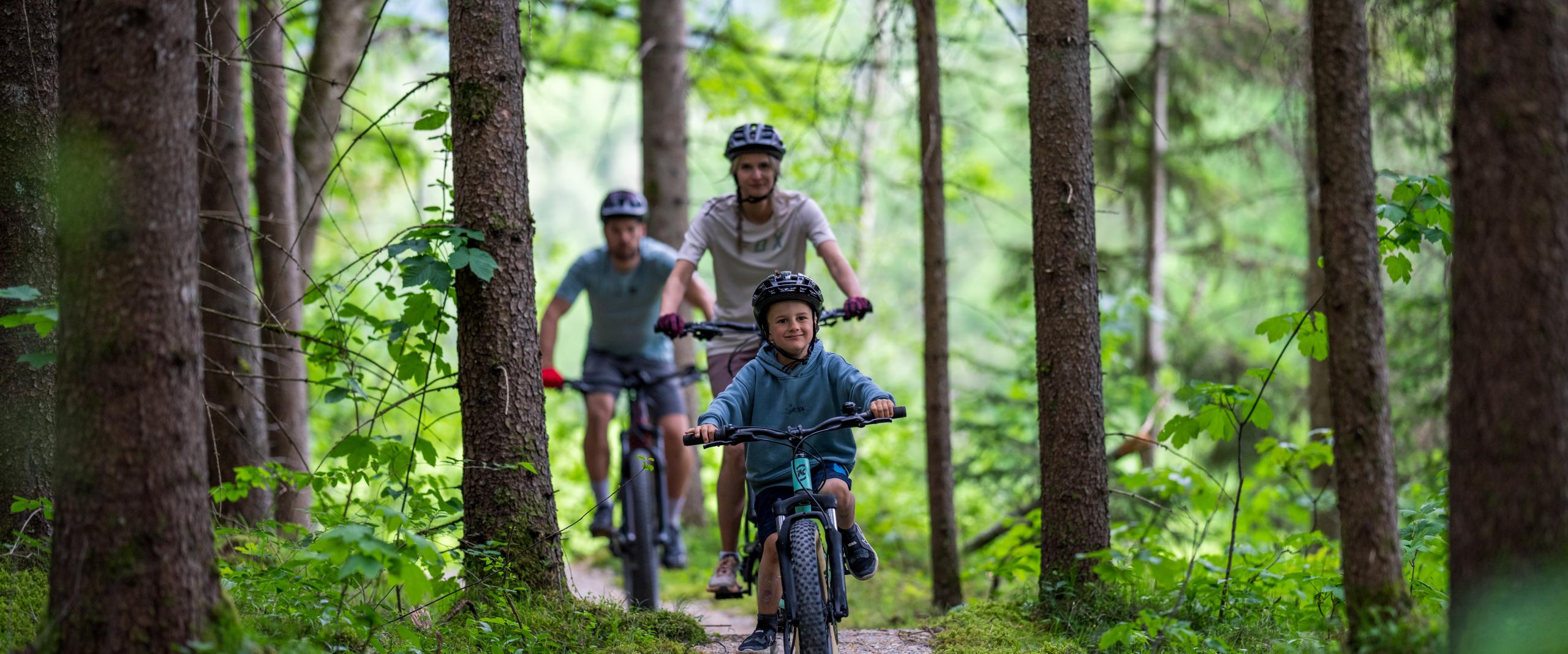 Singletrack Haus-Aich 030 © Christoph Oberschneider (2023-06)_1 Singletrack Haus-Aich 030 © Christoph Oberschneider (2023-06)_1