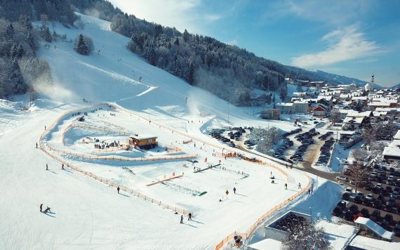 Bliem´s Familienhotel Talabfahrten_und_Skischulgelande_Tal_Drohne_2018__1_