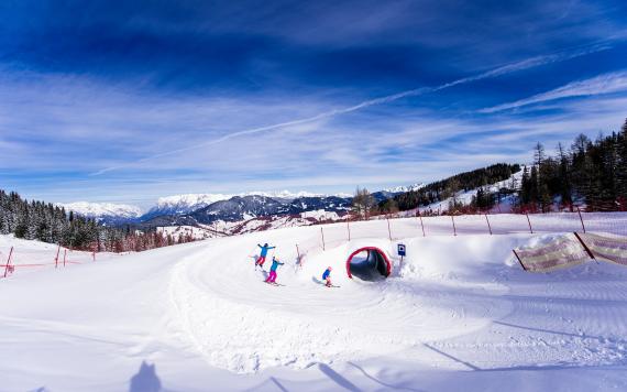 ski-amade-minisweek-23