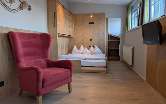 PXL_20251223_092829654