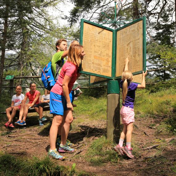 Bliem´s Familienhotel 352756-sattelberg-familie_2--c-photo-austria_steiner_jpg